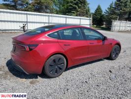 Tesla Model 3 2025