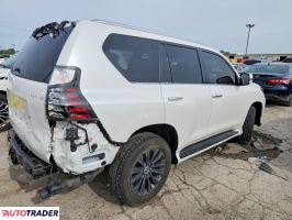 Lexus GX 470 2023 4