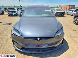 Tesla Model X 2025