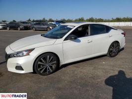 Nissan Altima - zobacz ofertę