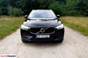 Volvo XC60 2018 2.0 150 KM