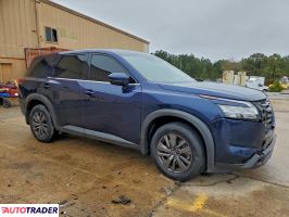 Nissan Pathfinder 2022 3