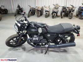 Moto Guzzi V7 2021 Moto Guzzi V7 2021