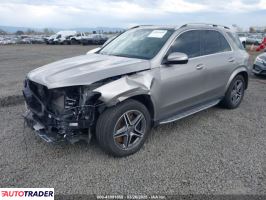 Mercedes GL 2020 3 Mercedes GL 2020 3