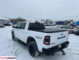 Dodge Ram 2022 5.7 401 KM