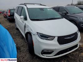 Chrysler Pacifica 2022 3