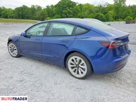 Tesla Model 3 2022