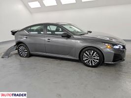 Nissan Altima 2025 2