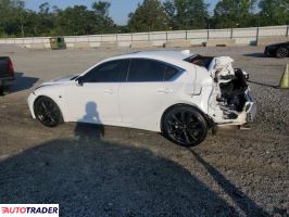 Lexus IS 2024 3