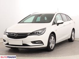 Opel Astra 2018 1.4 123 KM