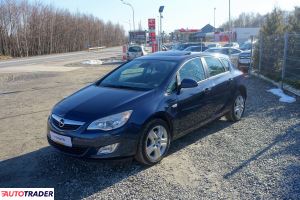 Opel Astra 2010 2.0 160 KM