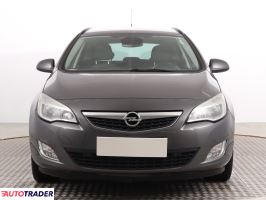 Opel Astra 2011 1.7 108 KM