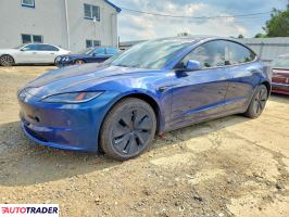 Tesla Model 3 2024
