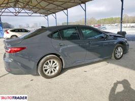 Toyota Camry 2025 2