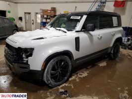 Land Rover Defender 2024 3