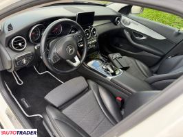Mercedes C-klasa 2017 2.0 184 KM