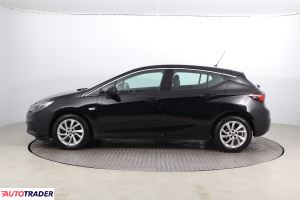 Opel Astra 2021 1.2 143 KM