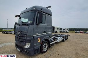 Mercedes Actros