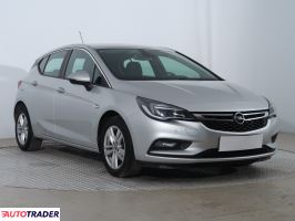 Opel Astra 2018 1.4 123 KM