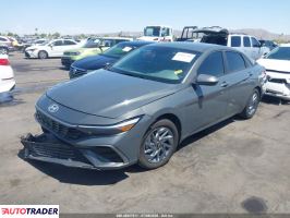 Hyundai Elantra 2024 2