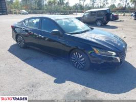 Nissan Altima 2025 2