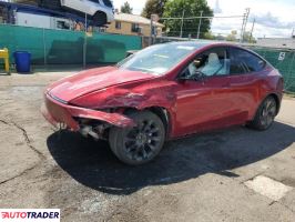 Tesla Model Y 2026