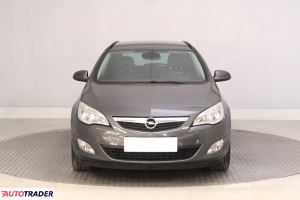 Opel Astra 2011 1.4 138 KM
