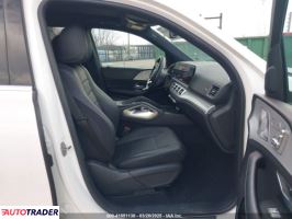 Mercedes GL 2020 3 Mercedes GL 2020 3