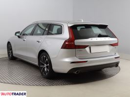 Volvo V60 2020 2.0 187 KM