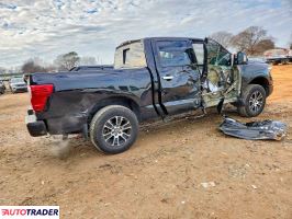 Nissan Titan 2021 5