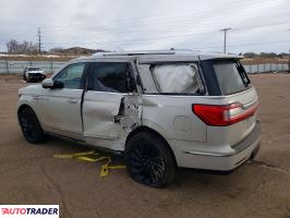 Lincoln Navigator 2021 3