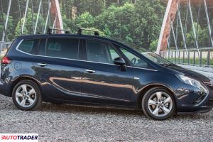 Opel Zafira 2011 1.4 140 KM