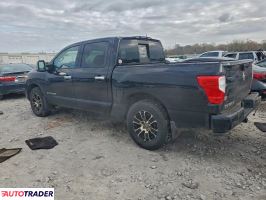 Nissan Titan 2021 5
