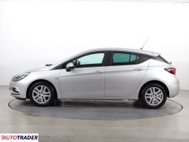 Opel Astra 2018 1.4 123 KM