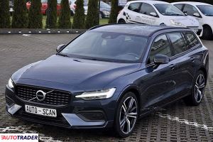 Volvo V60 2021 2.0 163 KM