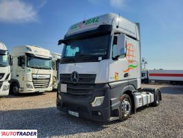 Mercedes Actros