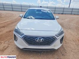 Hyundai IONIQ Hybrid 2020 1