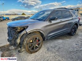 Ford Explorer 2021 3