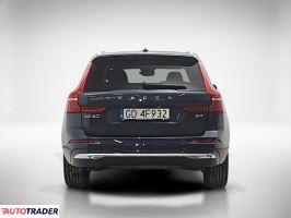 Volvo XC60 2023 2.0 197 KM