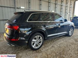 Audi Q7 2021 3