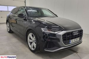 Audi Q8 2024 3.0 285 KM