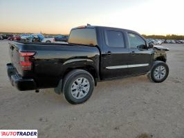 Nissan Frontier 2022 3