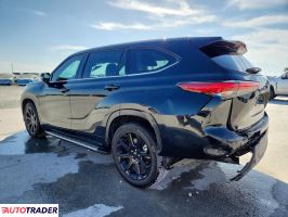 Toyota Highlander 2022 3