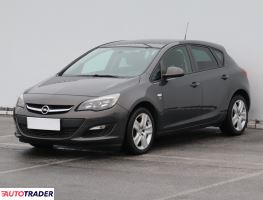 Opel Astra 2013 1.4 118 KM