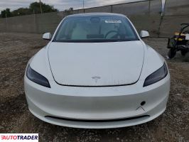 Tesla Model 3 2025