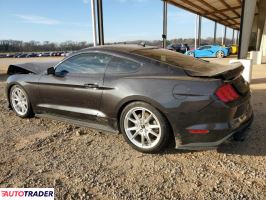 Ford Mustang 2022 5