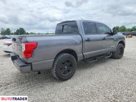 Nissan Titan 2021 5