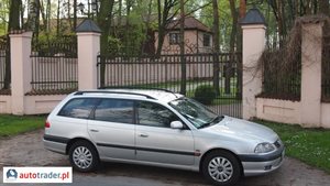 Toyota Avensis 2002 2.0 110 KM Toyota Avensis 2002 2.0 110 KM