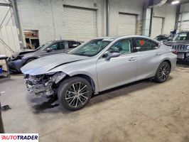 Lexus ES - zobacz ofertę