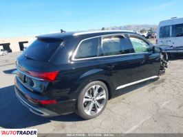 Audi Q7 2021 3